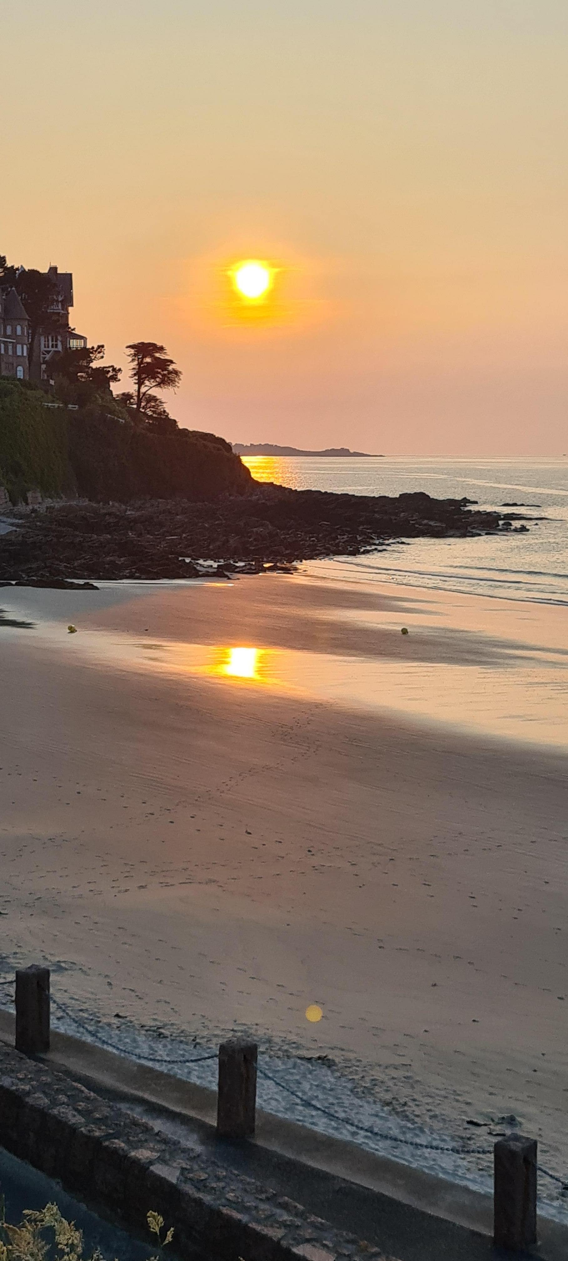 Sonnenuntergang in Trestrignel im Norden von Perros Guirec