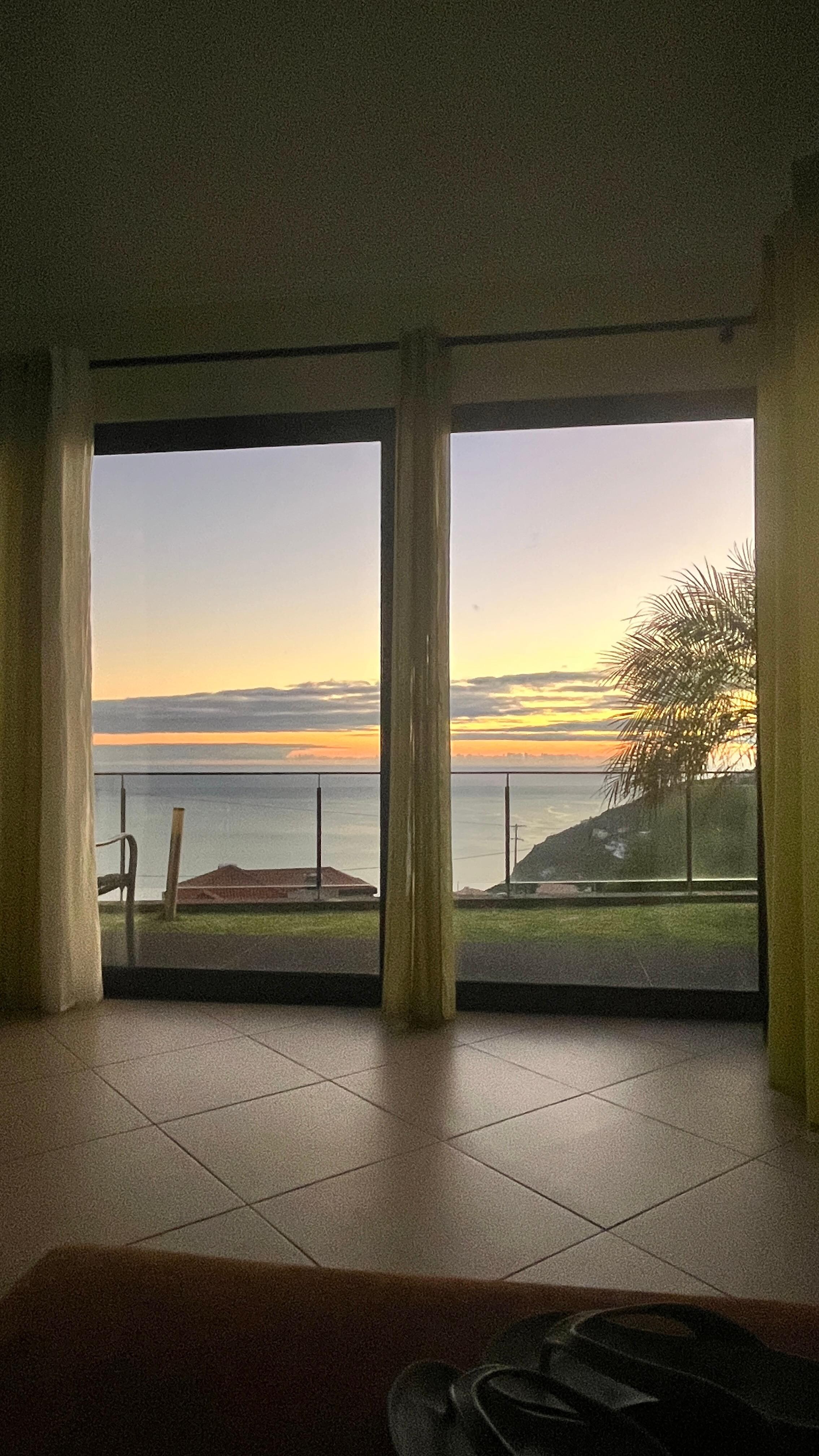 Lounge sunset views 