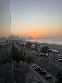 Veder sorgere il sole dalla tua camera …ampia vetrata consiglio camera vista mare.