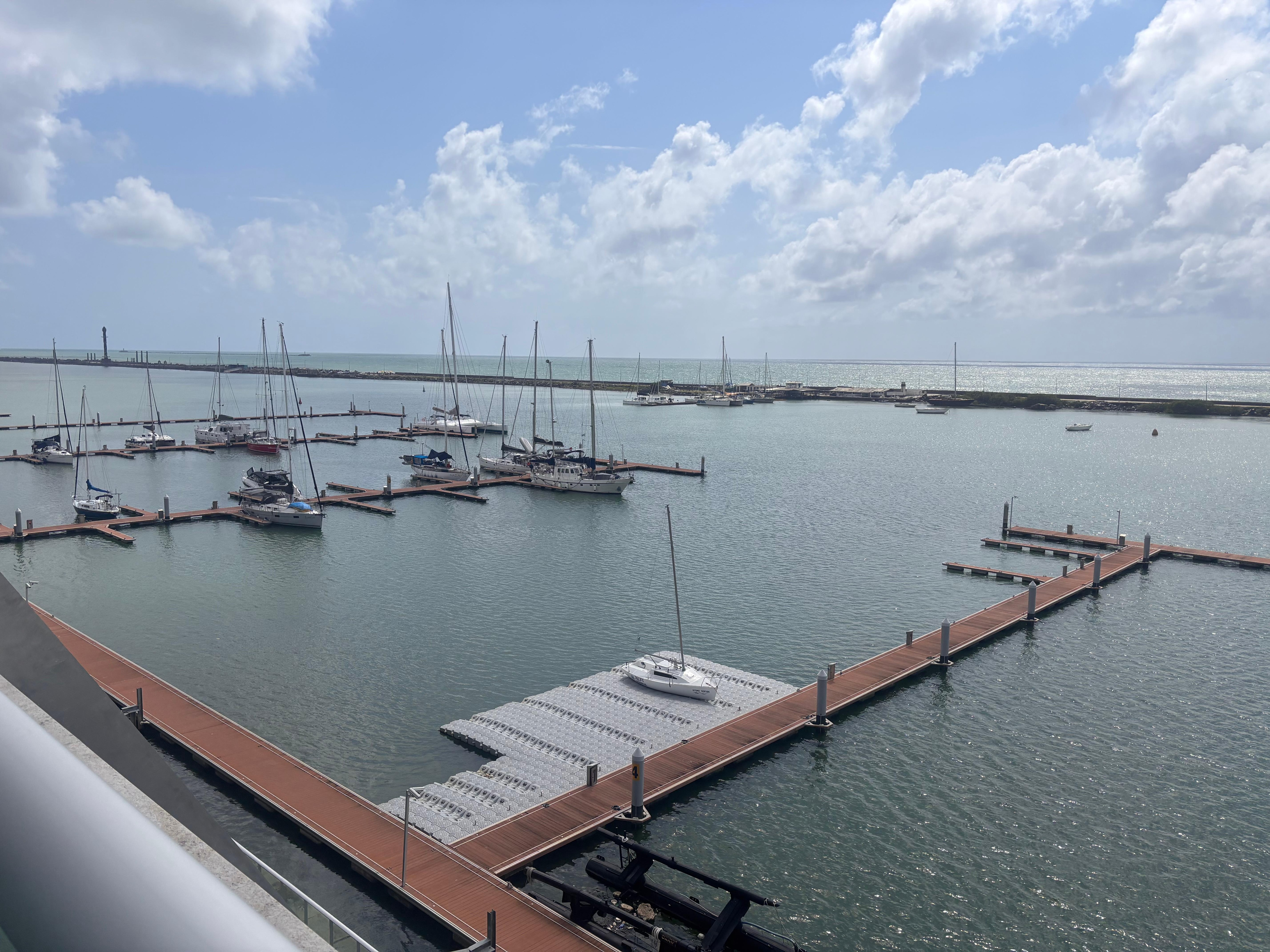 Vista de um dos quartos. 