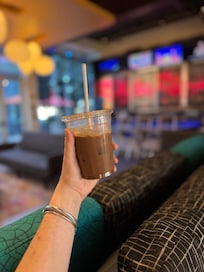 Oatly coffee lattes was a huge plus!