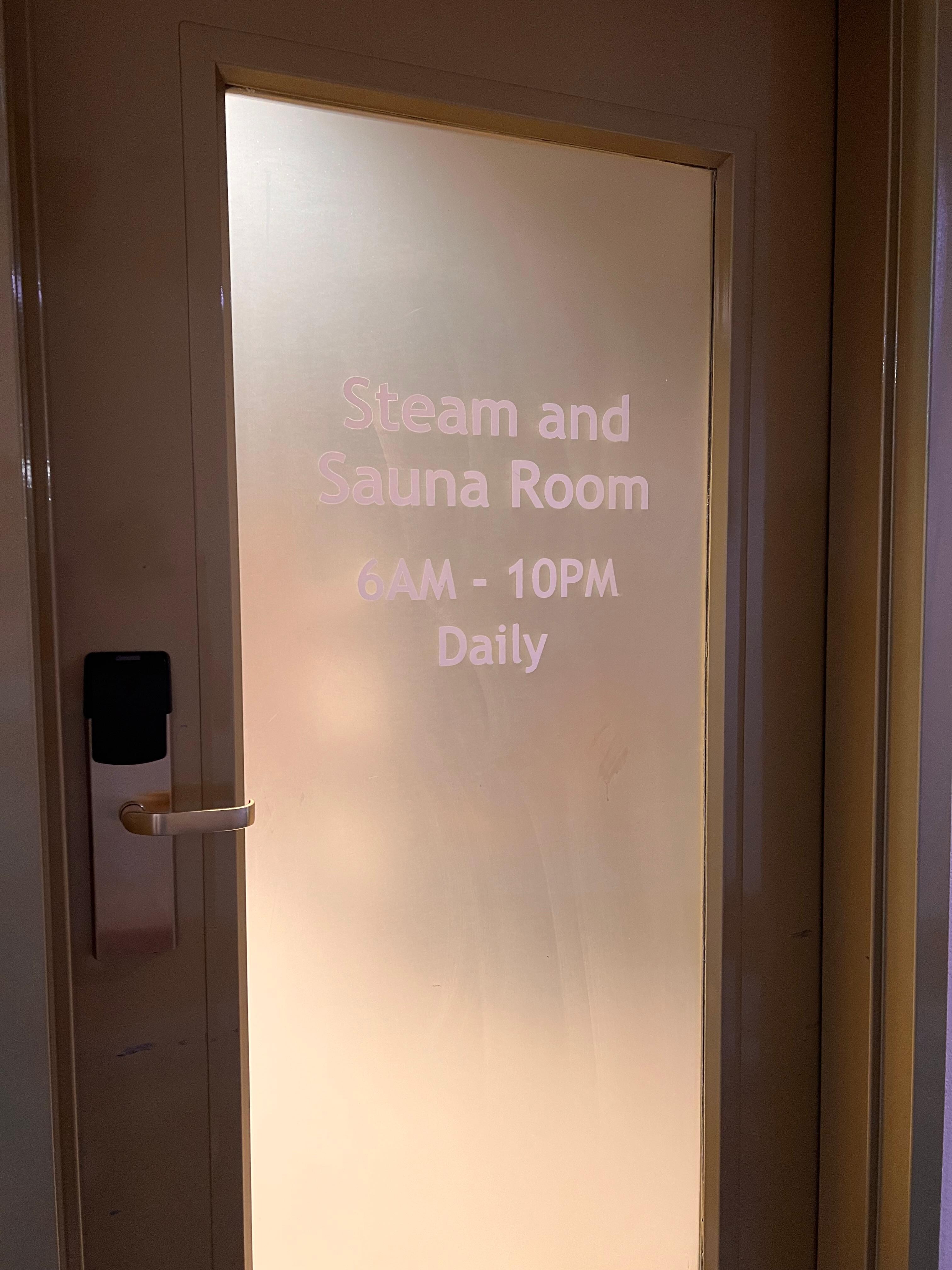 Sauna/steam room