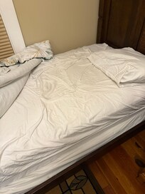 Bed had not been changed since prior guests