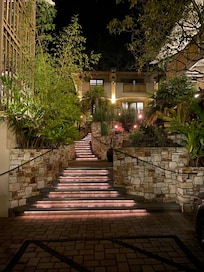 Walkway into the courtyard.