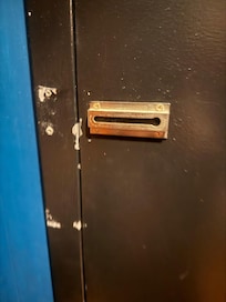 Safety Dorr Lock Missing.