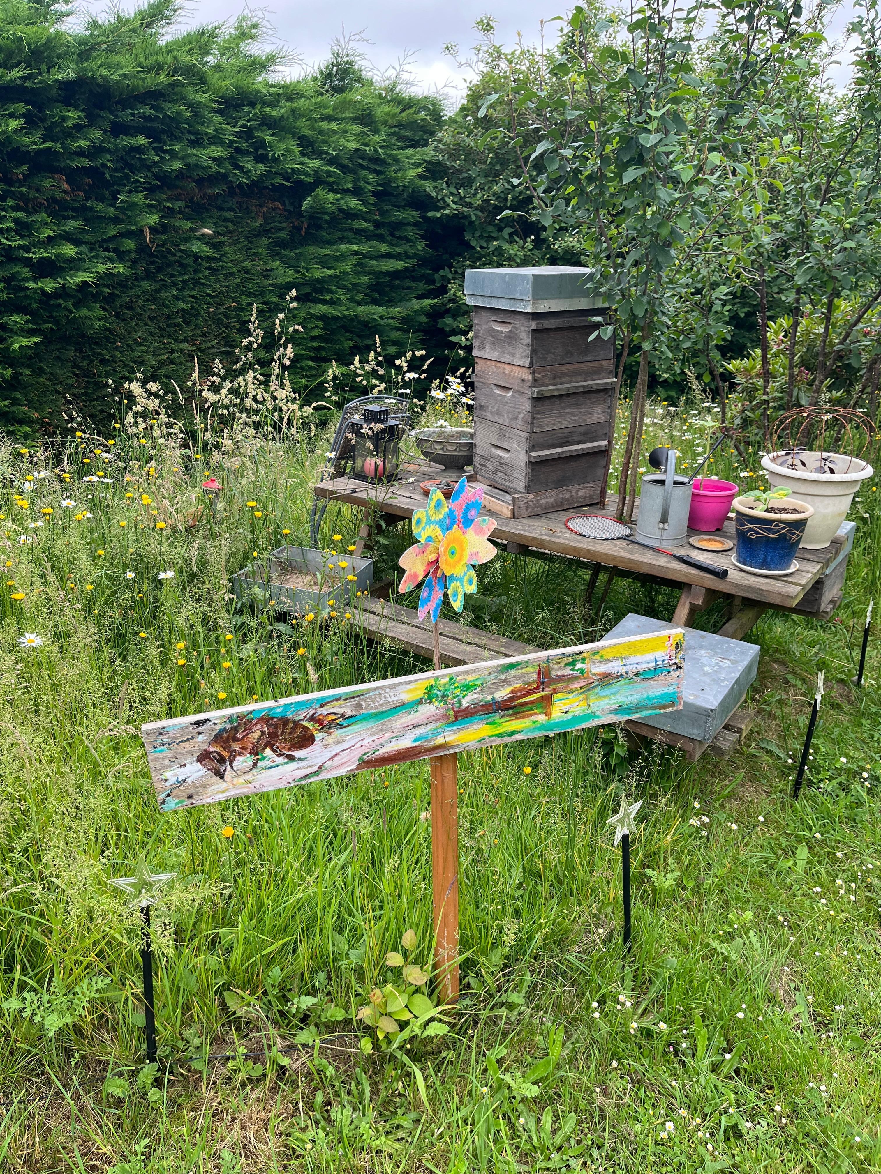 Garden with bees 