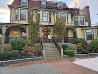 Welcome to the Cliffside Inn!