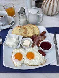Breakfast American