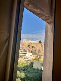 The balcony is fabulous, this is the view from the bathroom !