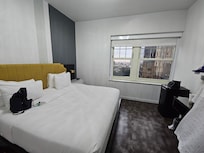 Room 712