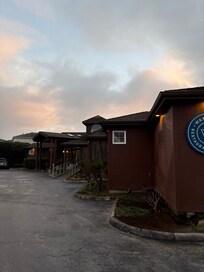 Wayfarer restaurant!