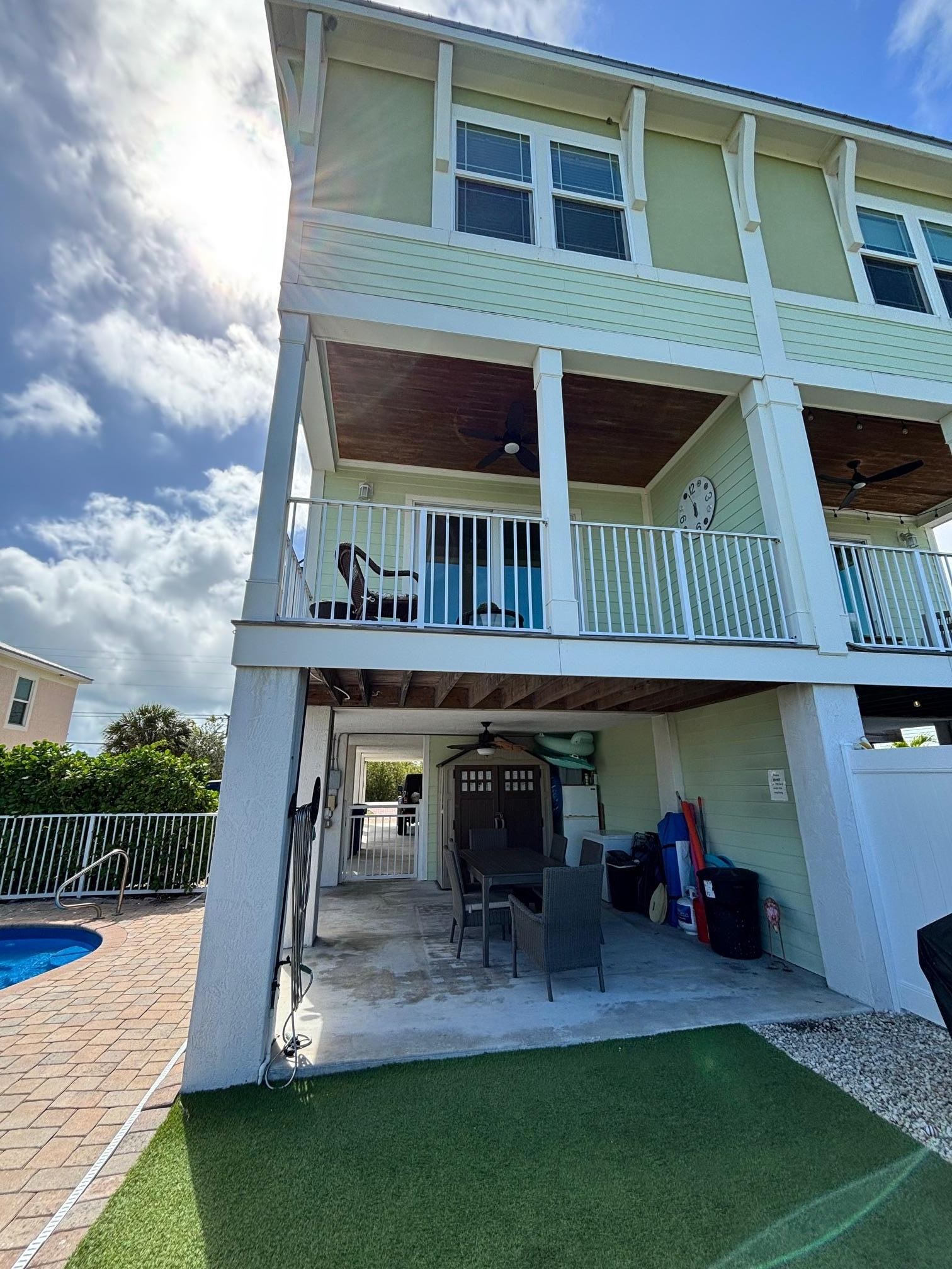 We loved sitting downstairs poolside in the shade to relax while grandkids swam in pool.