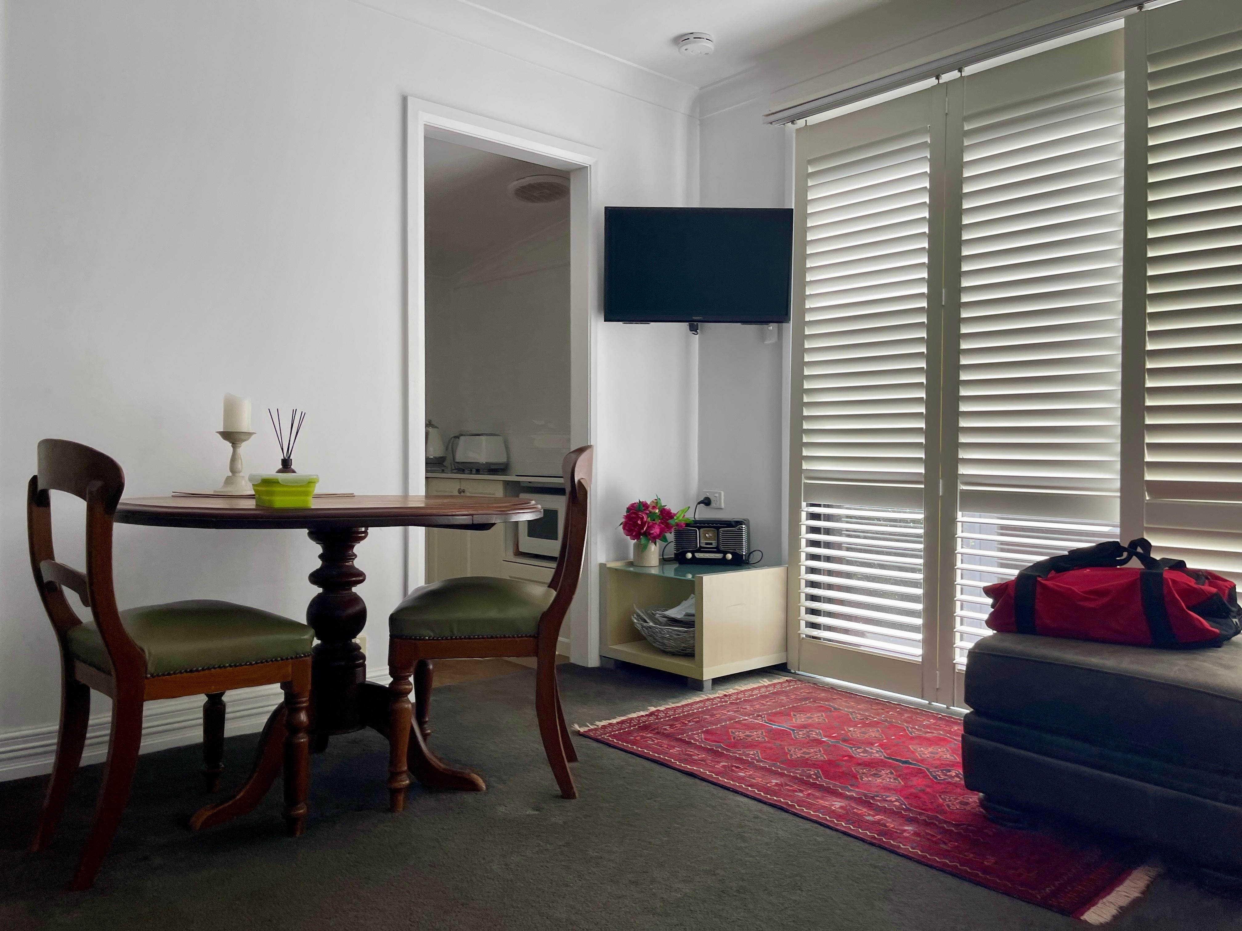 Kitchenette just off the main room.