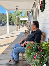 Resting in the chairs in front of of the hotel❤️