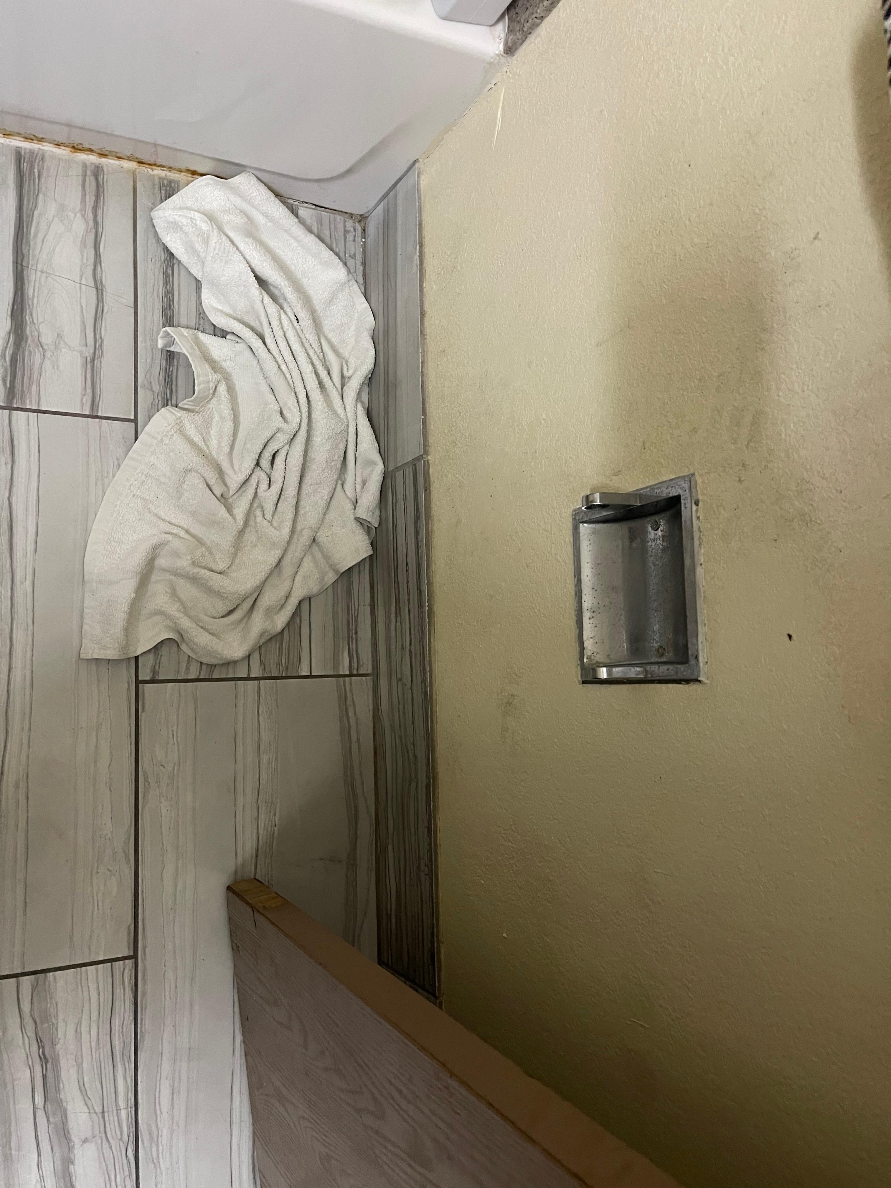 No toilet paper holder 30 spots on walls