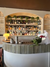 Cocktail bar/cafe Gibson a stroll away next to the Pub