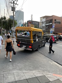 トンロー駅までのシャトルトゥクトゥク