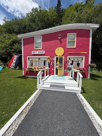 One of 3 cute shops we visited.