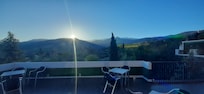 Vue sur la Sierra Nevada depuis la terrasse du restaurant
