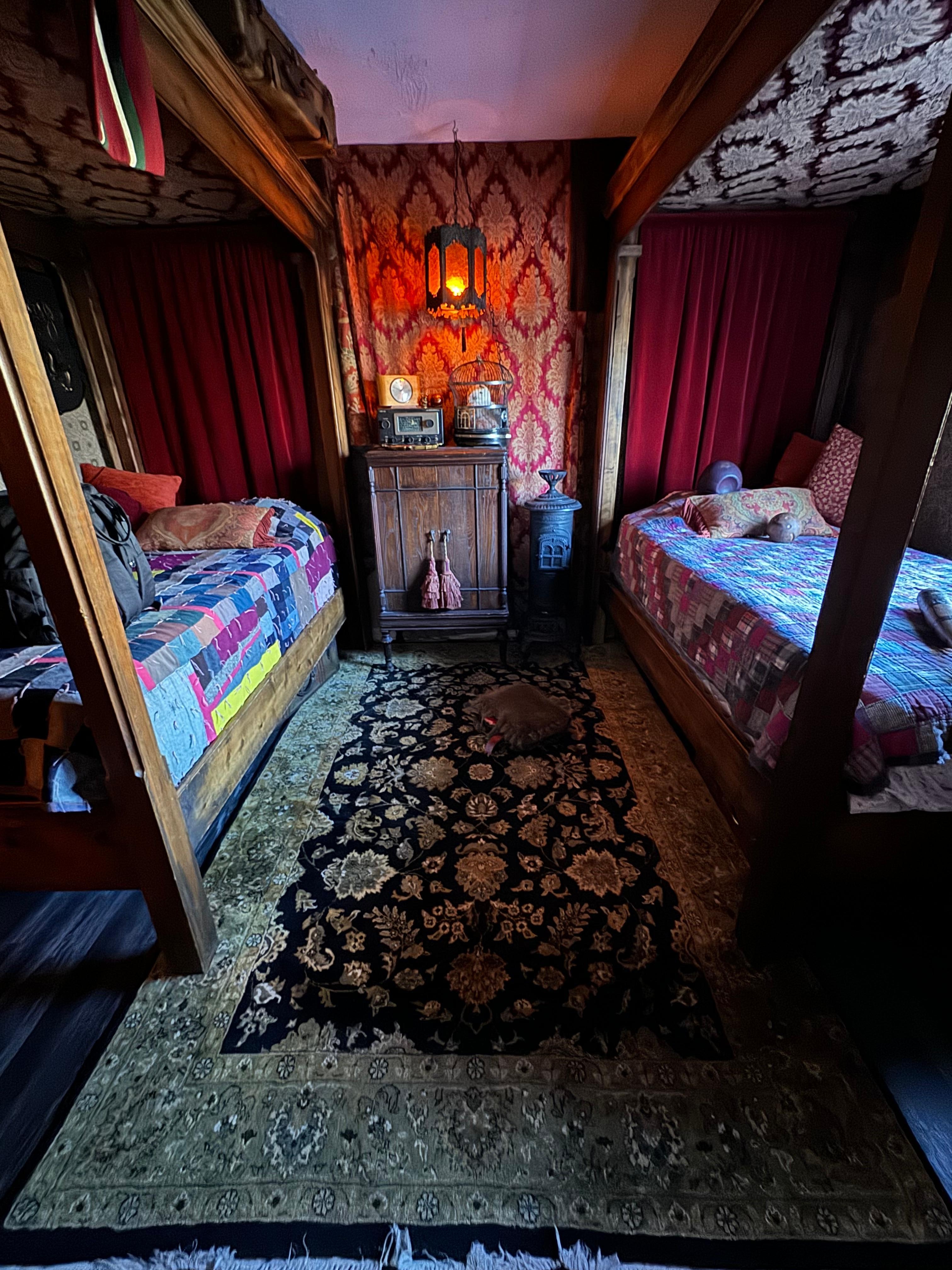 Sleep like Ron and Harry!