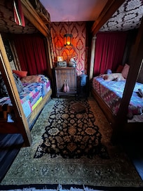 Sleep like Ron and Harry!