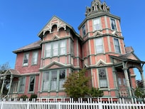 Starret House.