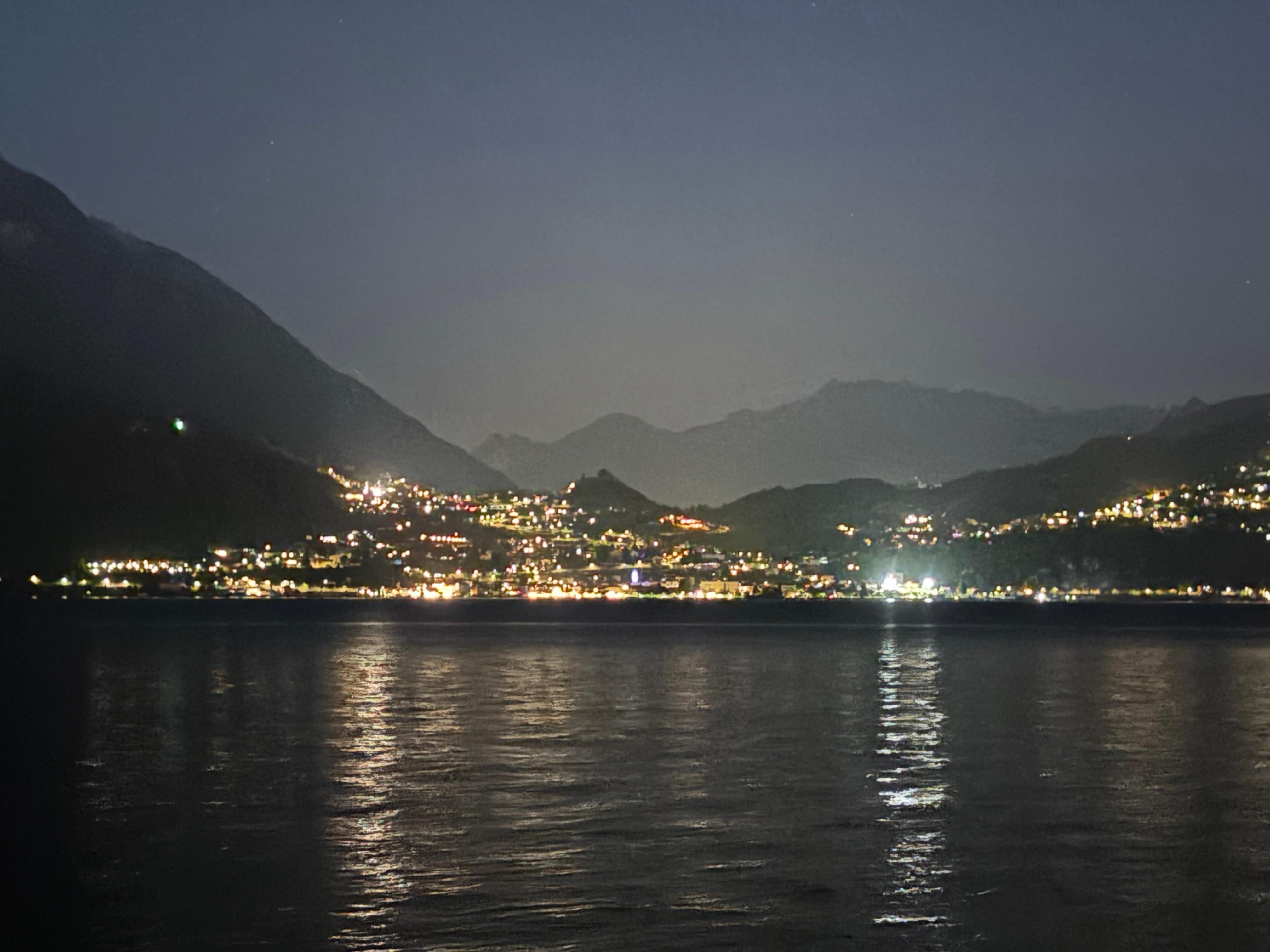 Night view of Menaggio