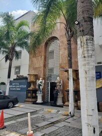 Main entrance/Entrada principal👋