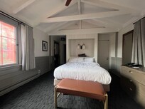 Cute, well maintained room