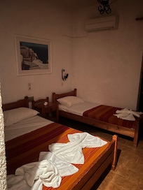 Dreibettzimmer mit Meerblick