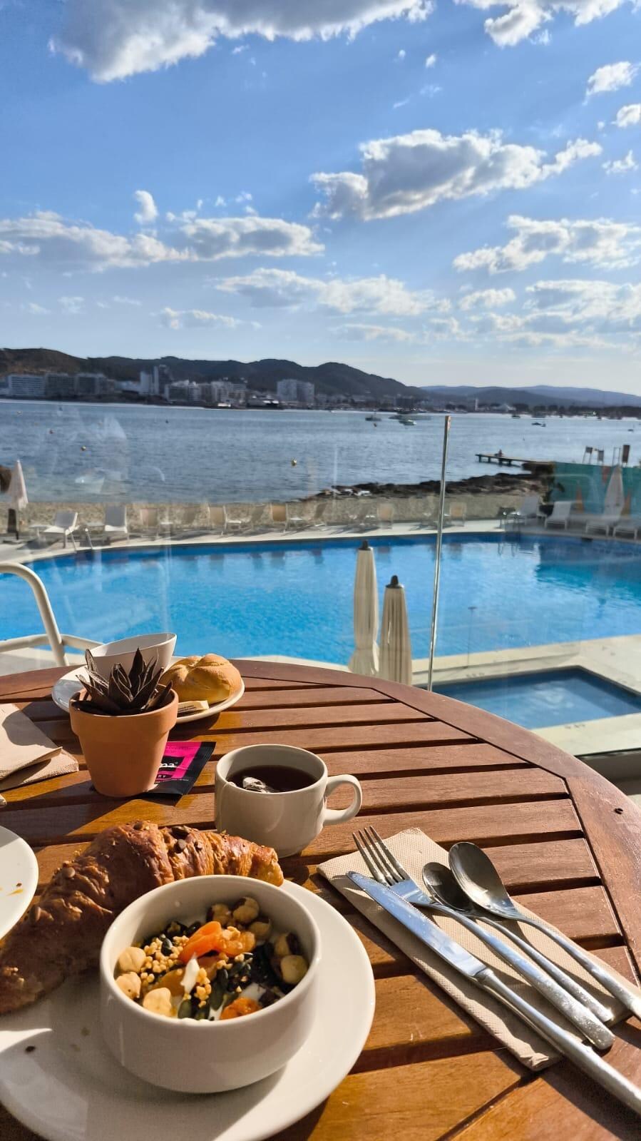 Colazione sul mare