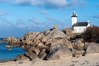 die Küste in der Nähe mit dem Leuchtturm Pontusval, 3 Minuten vom Haus entfernt.