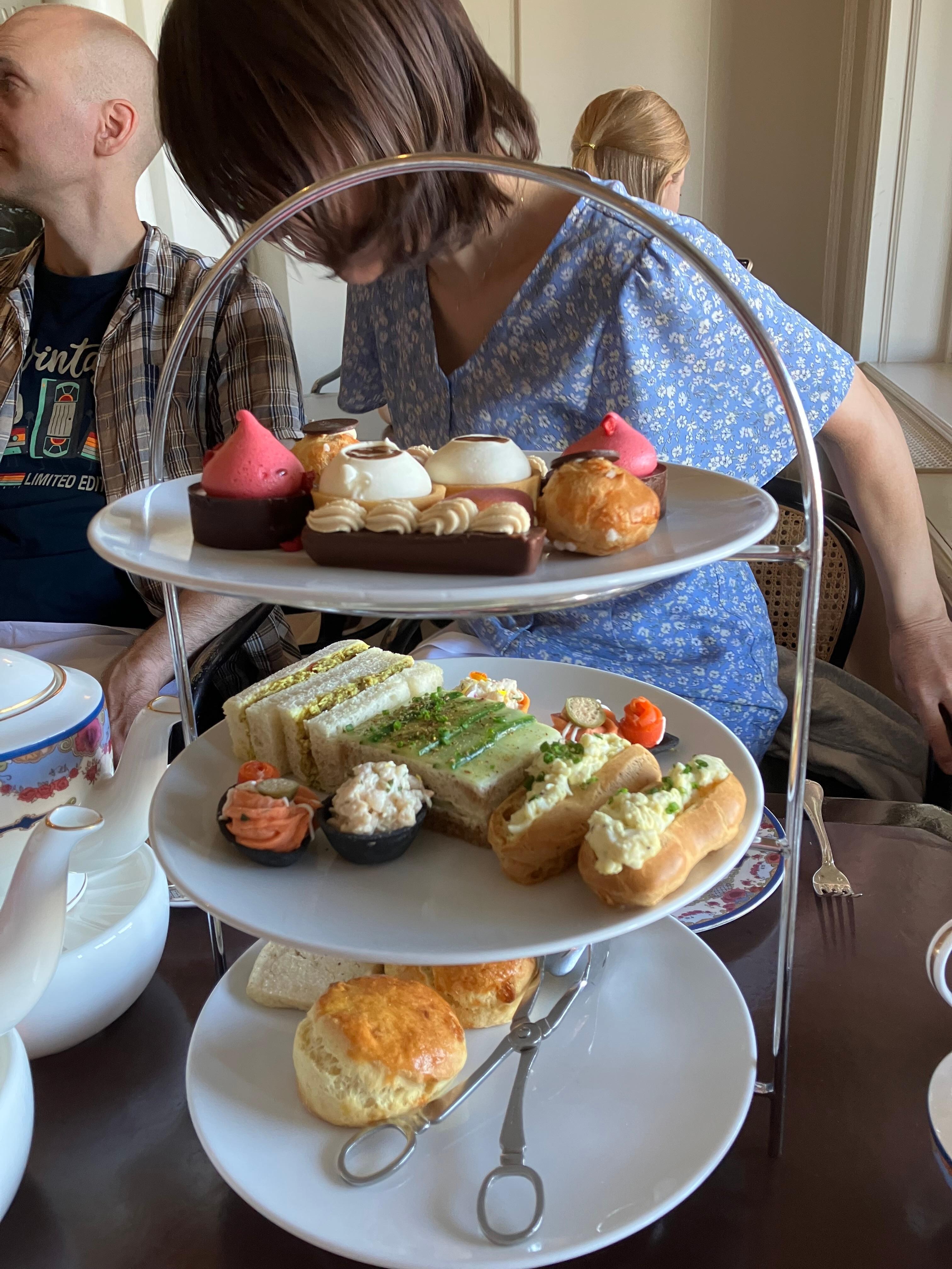 Afternoon tea.  Very good. But expensive 