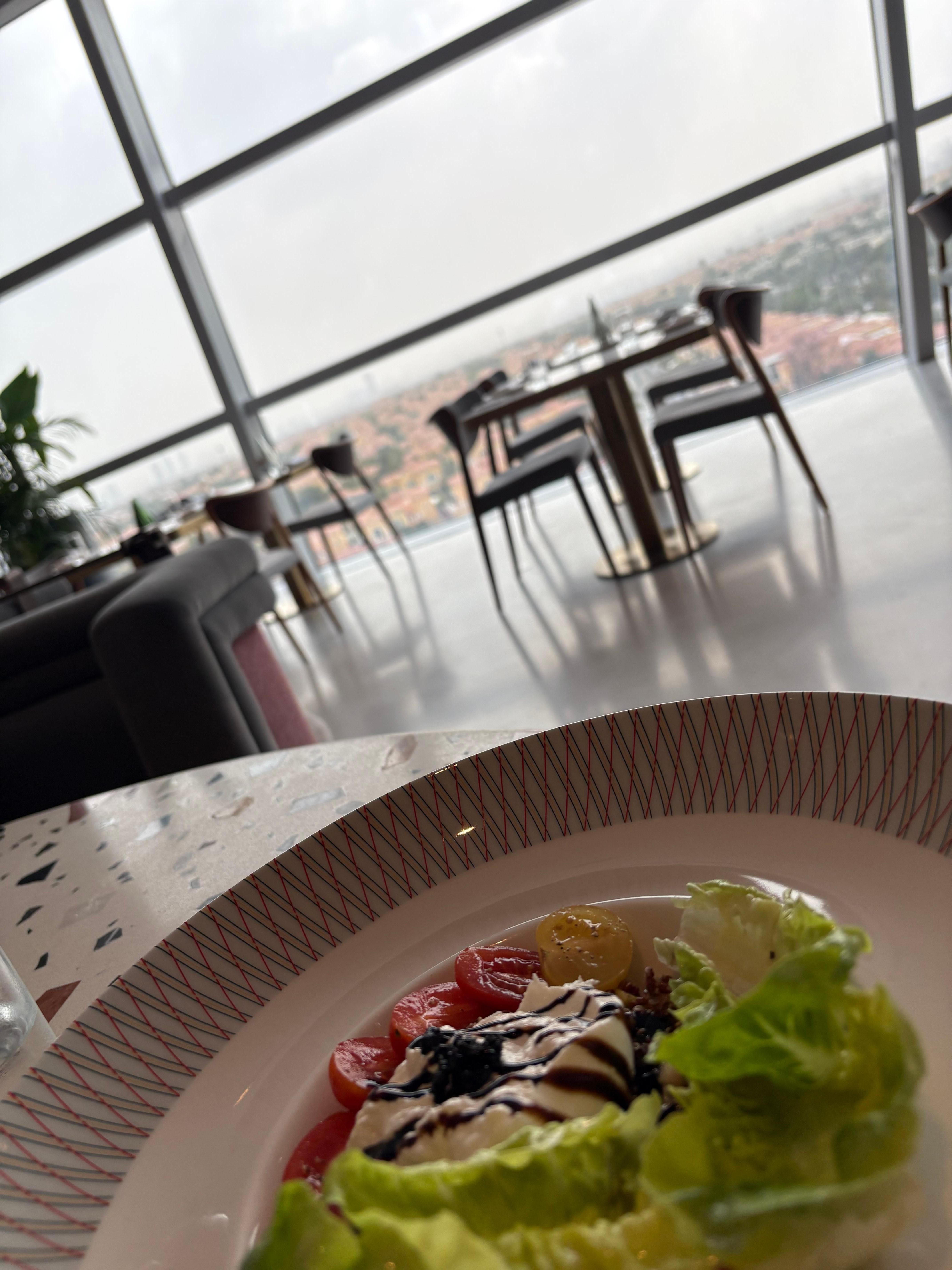 Vista bellissima a pranzo