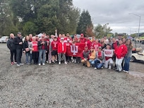 Tail gate with friends from indiana