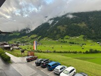 View up to Neustift