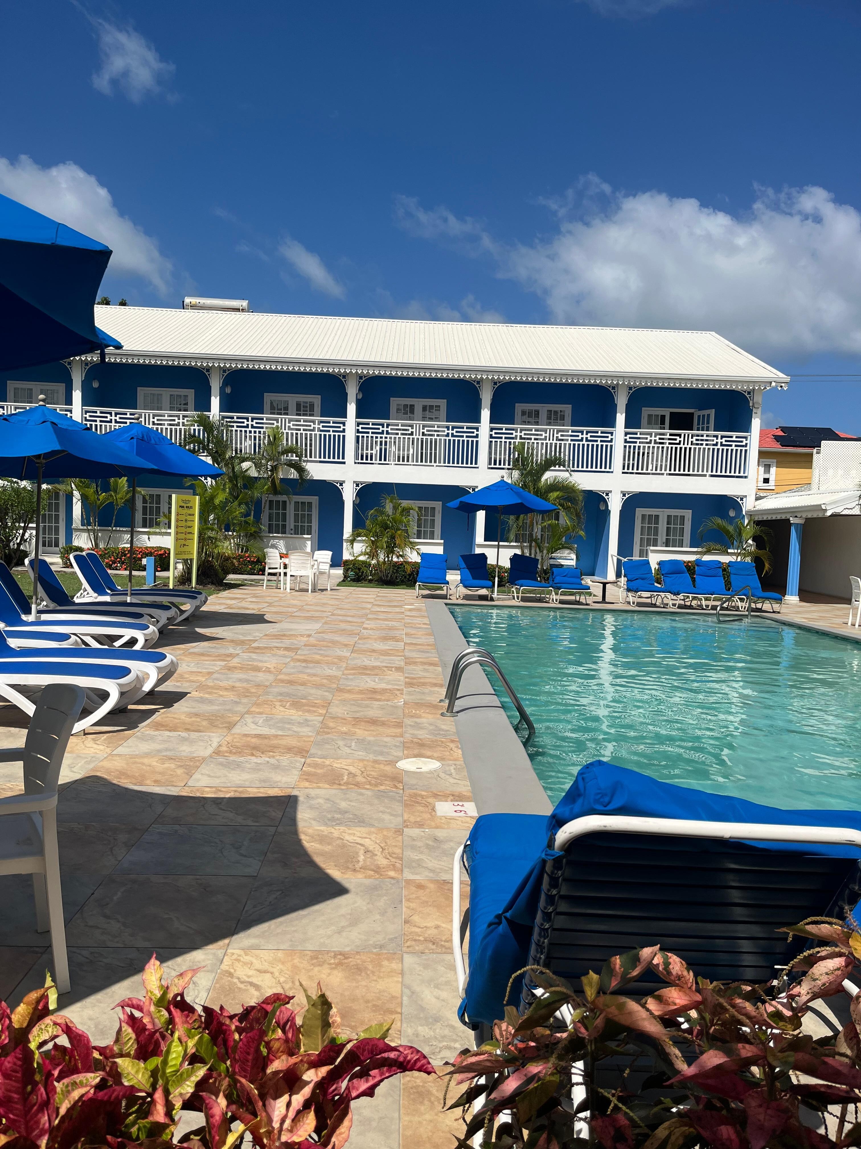 One of the many pools…quiet environment…peaceful and relaxing 