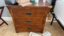 Night stand
