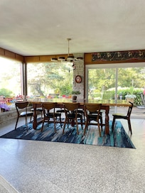 Although we didn’t have any dinners at the estate, this table is fabulous