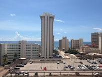 部屋からは見えませんでしたが、エレベーターに乗る時に見れました。