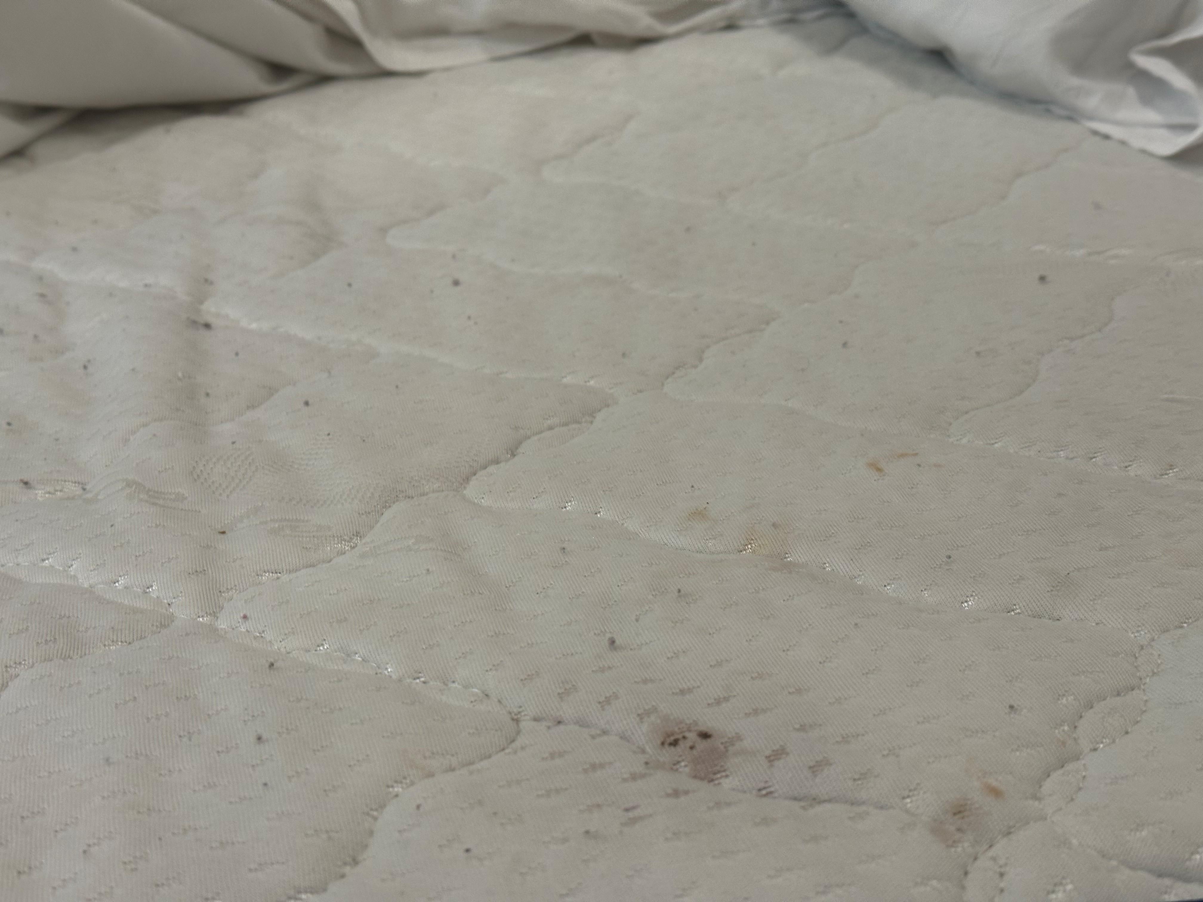double bed mattress dirt