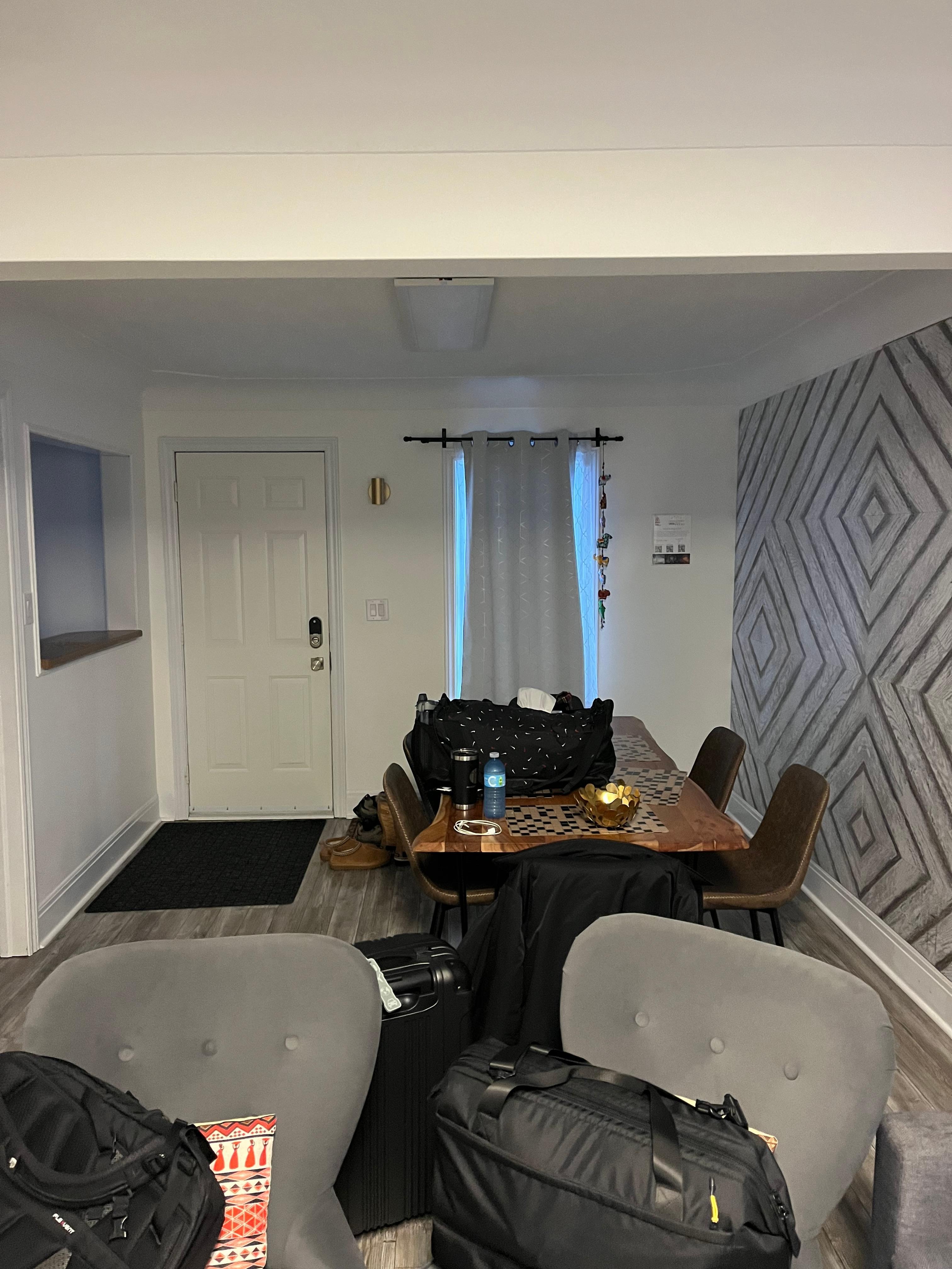 Very comfortable living room and dining room