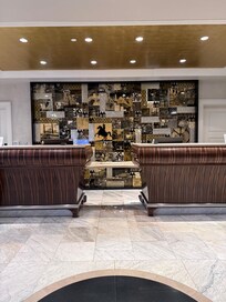 Front desk/check in