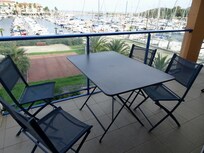 Location dans la résidence Mer et Golf au port d'ArgelÚs.