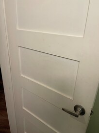 see dirt on the doors
