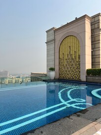 Pool was a refreshing 29 degrees and the pool service excellent