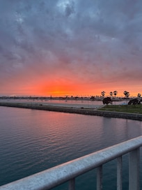 Walking back from Mission Beach to the Dana