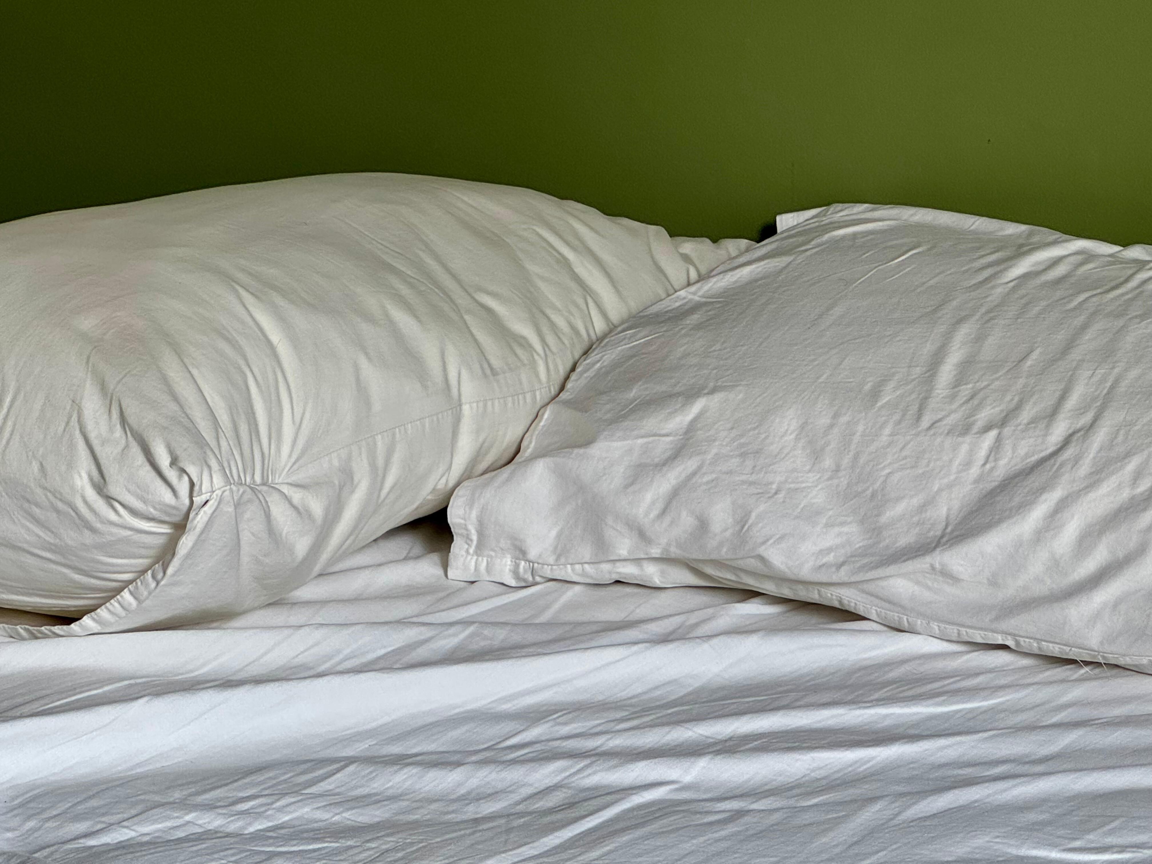 The pillows are already different colors