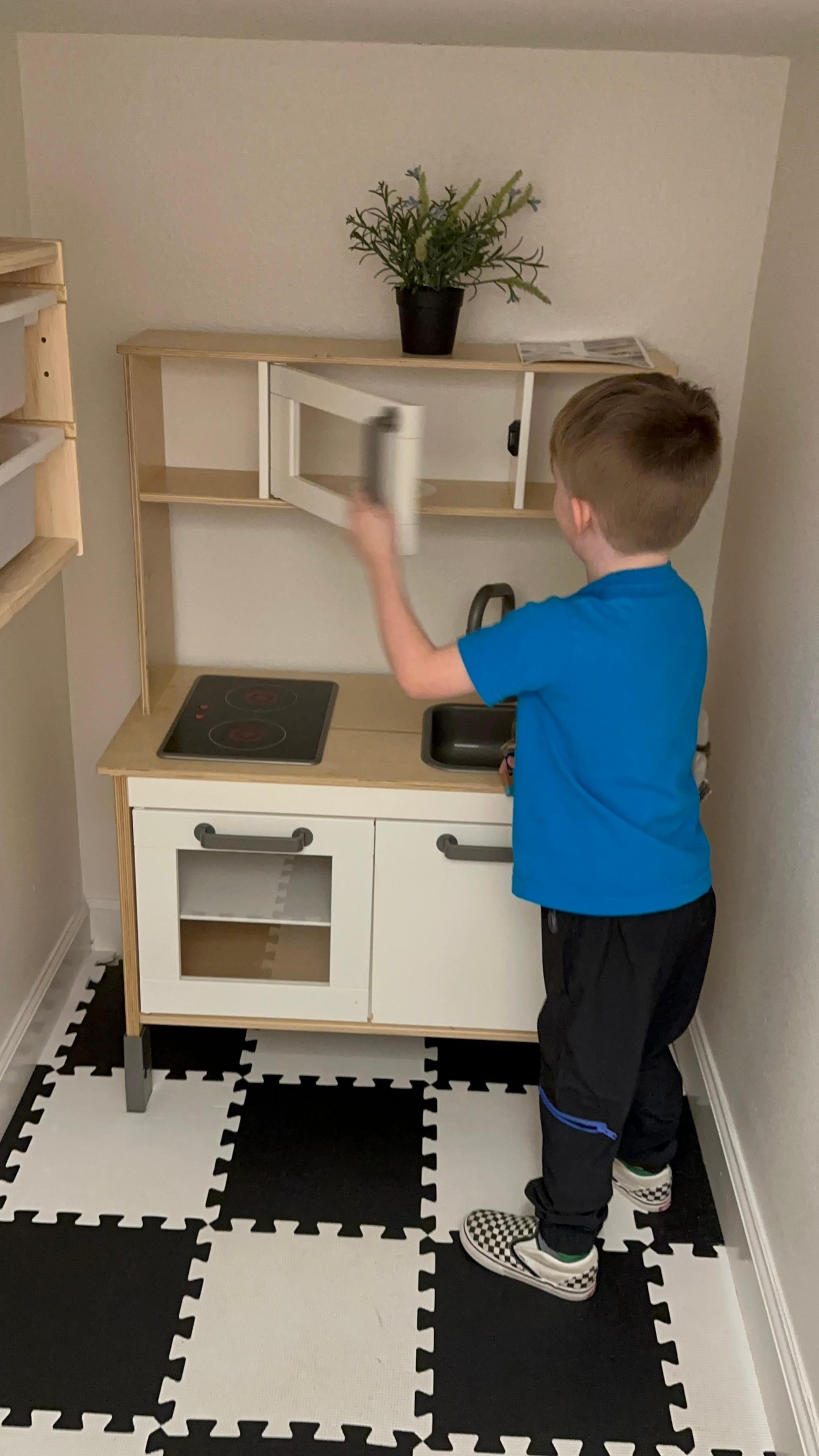 So much for littles to play with. We loved having tea parties 