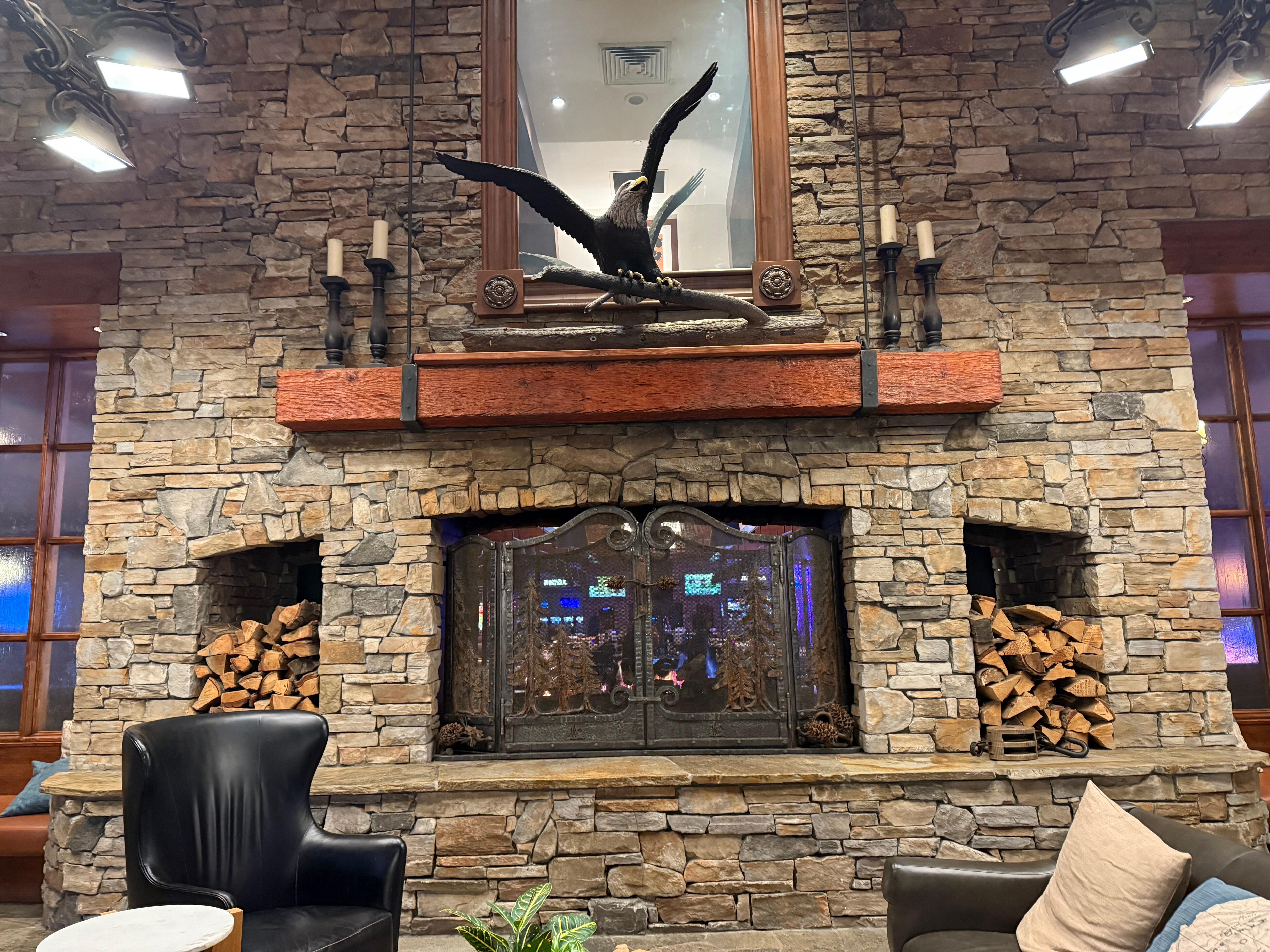 The fireplace in the lobby was always lit!